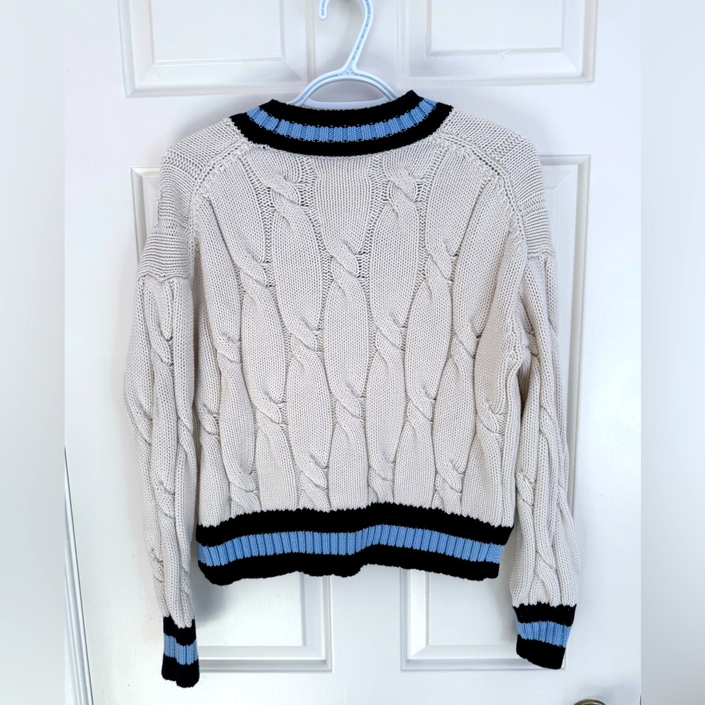 Aerie Cropped Cable V-Neck Sweater - Picture 4 of 7